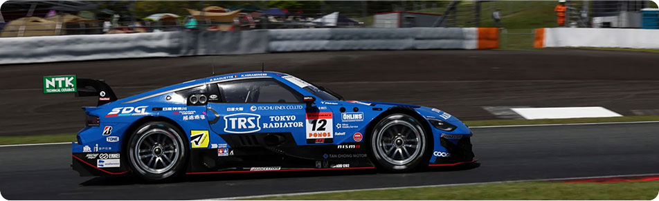 藍(lán)色NISMO賽車